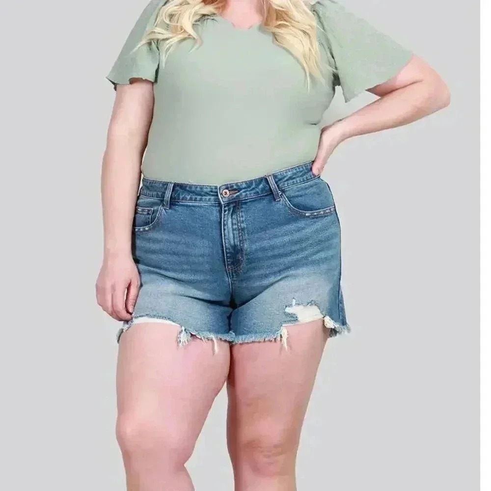 -HIGH RISE DISTRESSED SHORTS